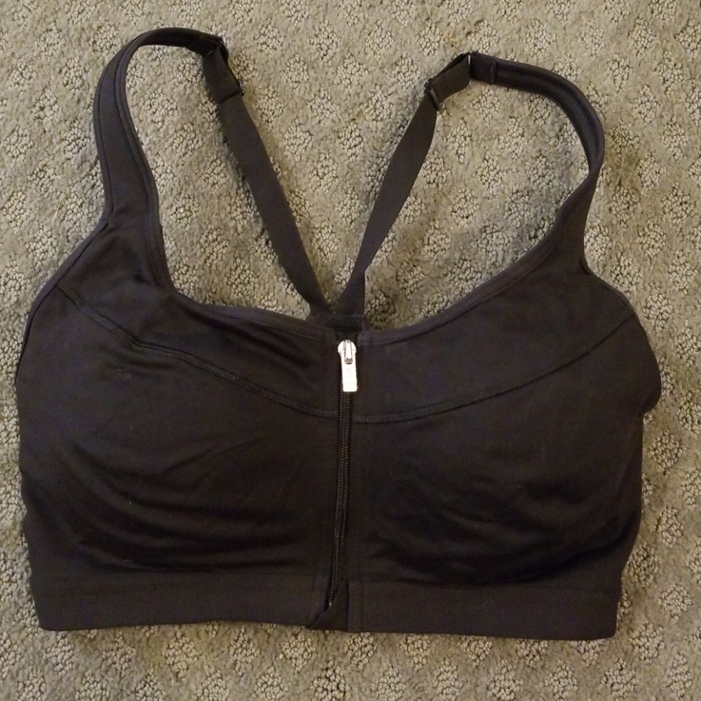 VS Sport double support sports bra. 32DD